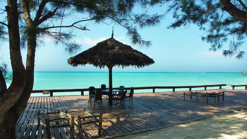 リゾートホテル Mnarani Beach Cottages