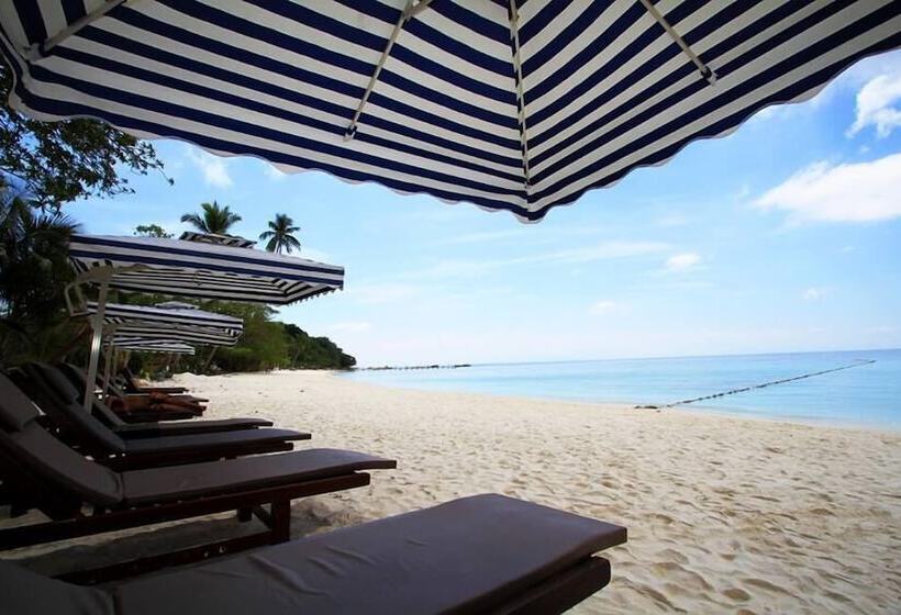 Summer Bay Resort Lang Tengah Island