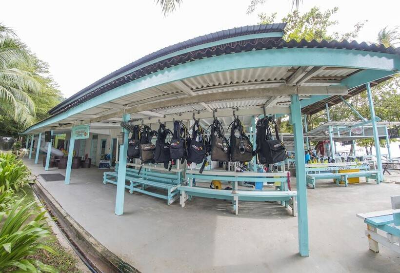 Summer Bay Resort Lang Tengah Island