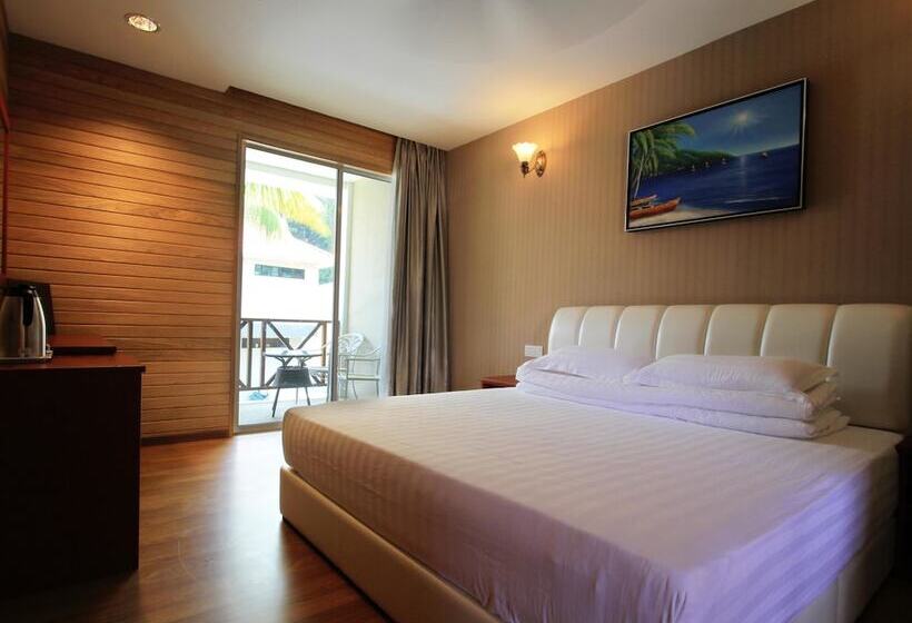 Summer Bay Resort Lang Tengah Island