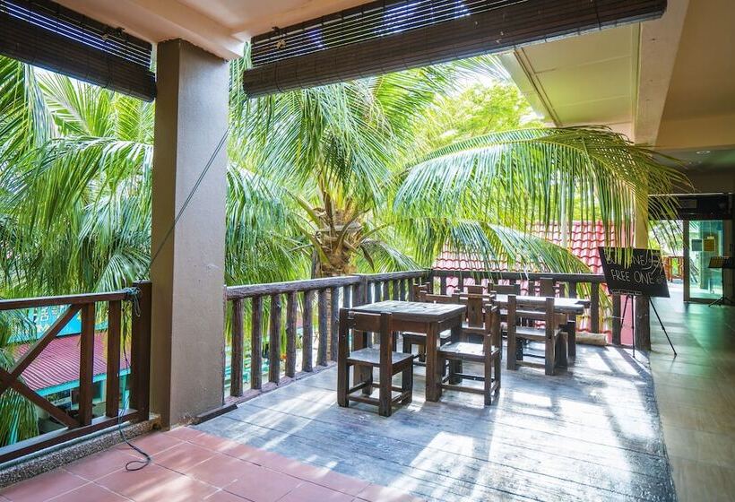 Summer Bay Resort Lang Tengah Island