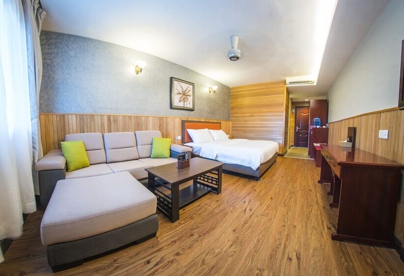 Summer Bay Resort Lang Tengah Island