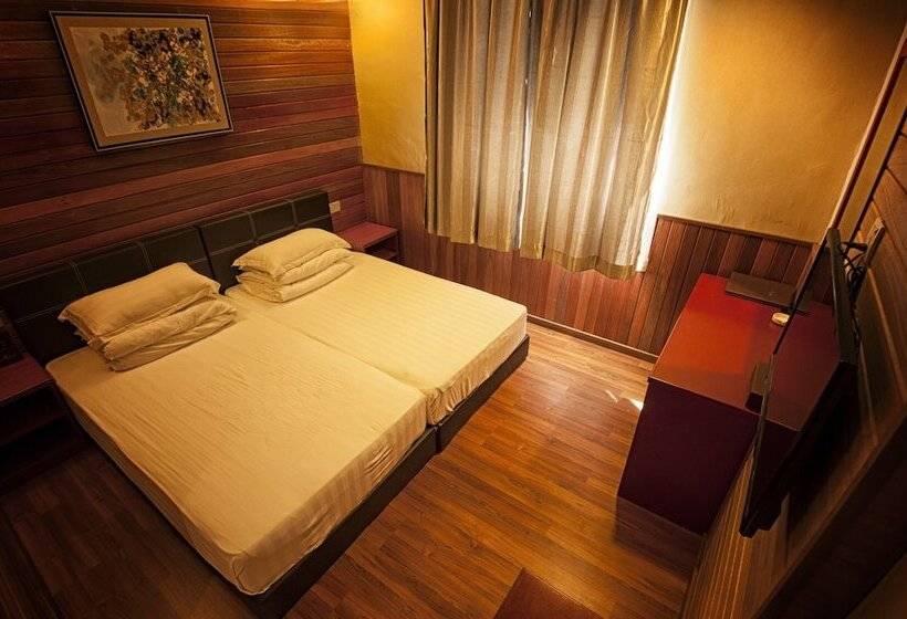 Summer Bay Resort Lang Tengah Island