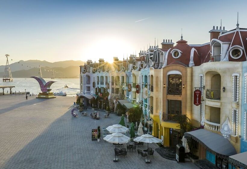 Vinpearl Resort & Spa Nha Trang Bay