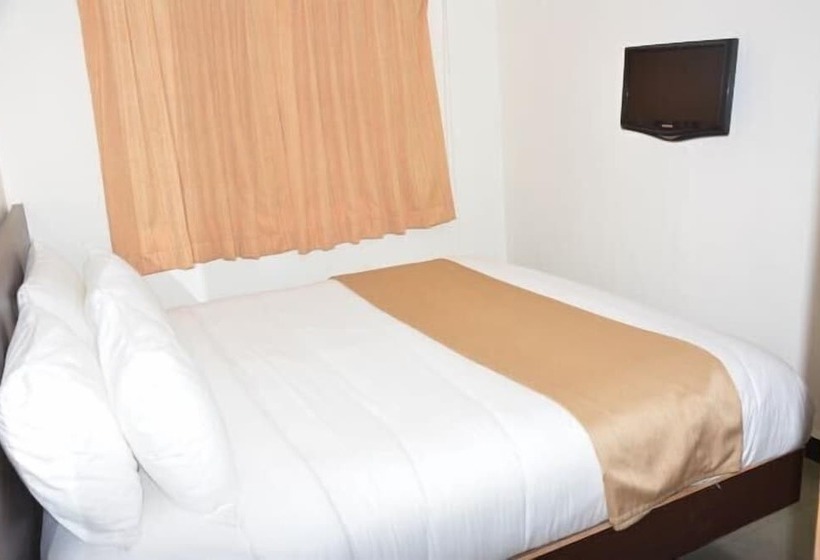 בית מלון כפרי Zip Raashi Farm