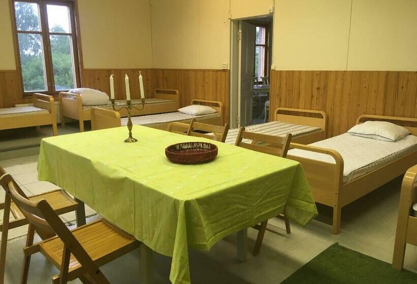 הוסטל Villa Facklan