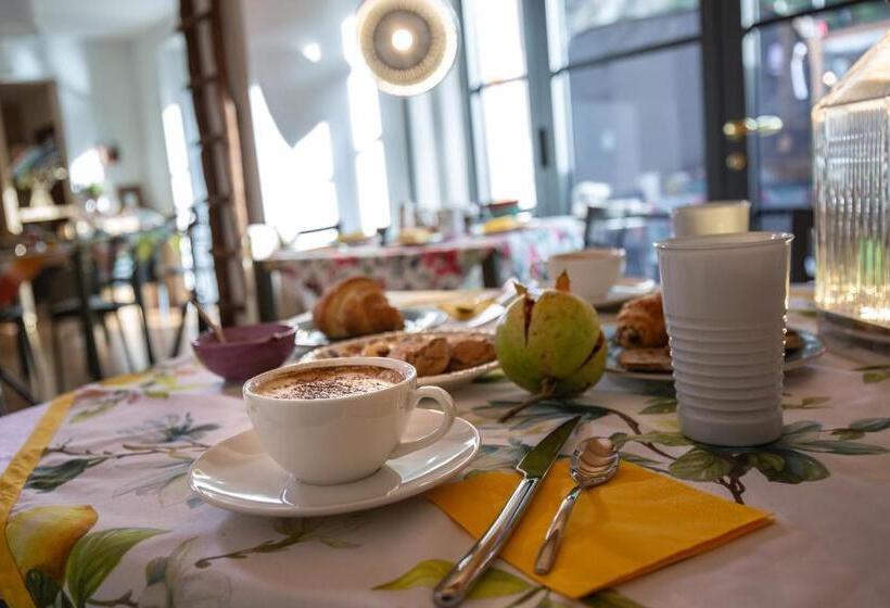 مبيت وإفطار D Artemisia Chambres D Hôtes