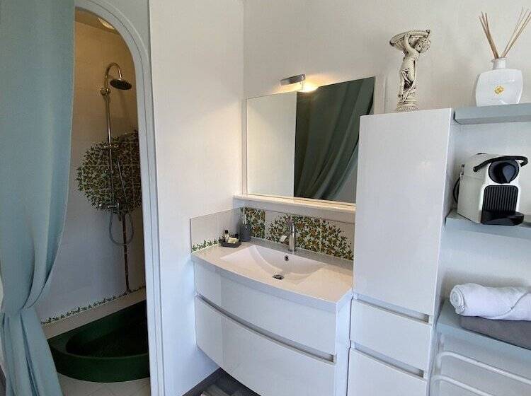 Bed and Breakfast Domaine De La Provençale