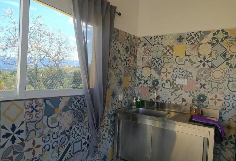 تختخواب و صبحانه Habitaciones En Finca Olivo Y Almendro