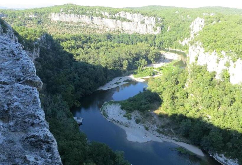 住宿加早餐  Le Relais De Vazeille