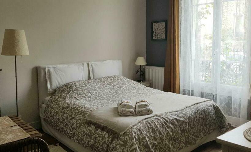 مبيت وإفطار Le Vieux Tilleul