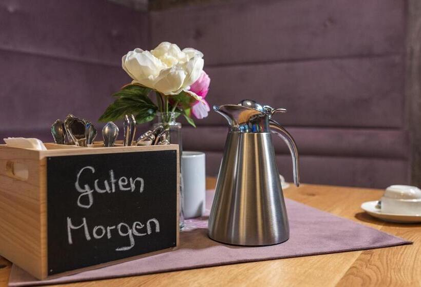 住宿加早餐  Pension Zimpasser