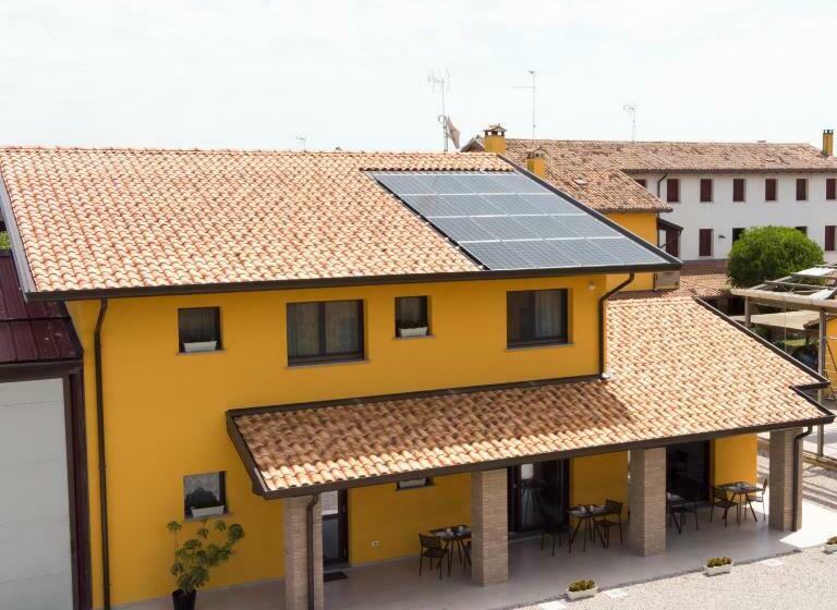 ホテル Agriturismo Tiare Dal Gorc