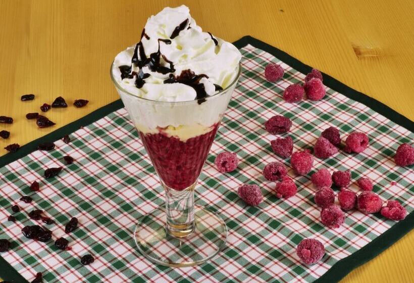 Balónový Hotel A Pivovar Radešín