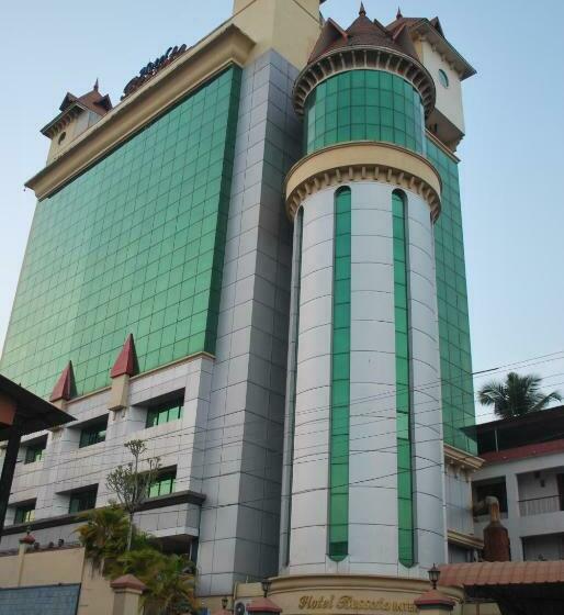 호텔 Bessota International