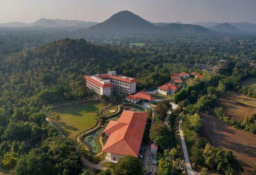 酒店 Bhanu The Fern Forest Resort & Spa, Jambughoda