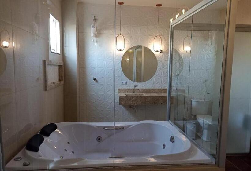 ホテル El Shadday