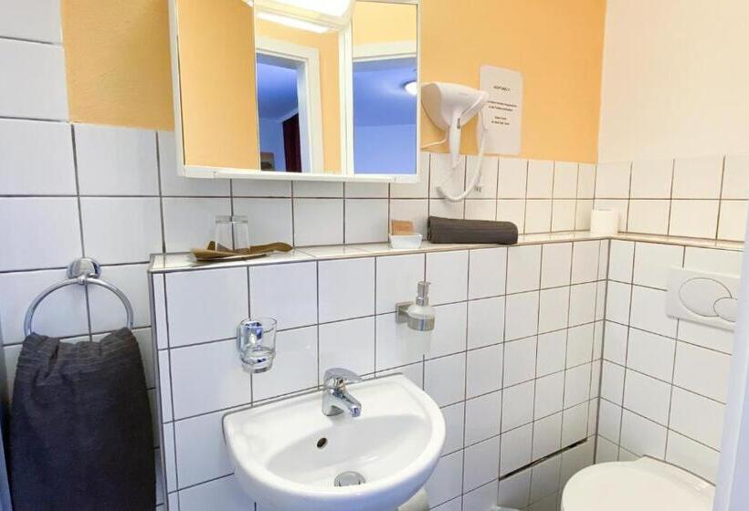 Отель Garni Bad Café Bad Niedernau