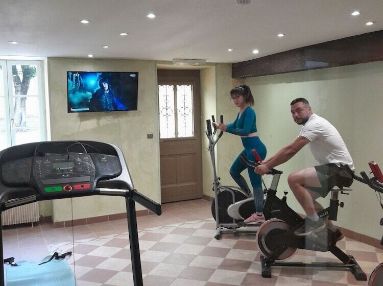 ホテル Hôtel Du Cerf