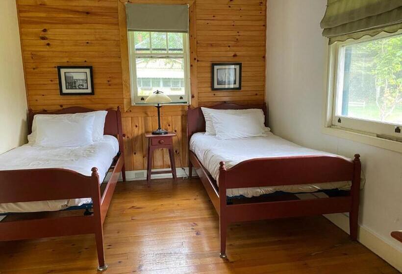 فندق Kenney Rideau