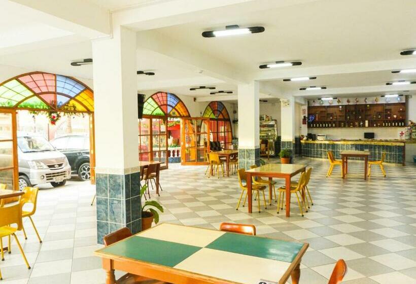 فندق Los Arcos De Imperial