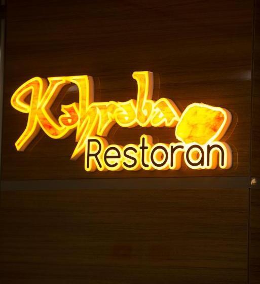 هتل Naxçıvan Palace