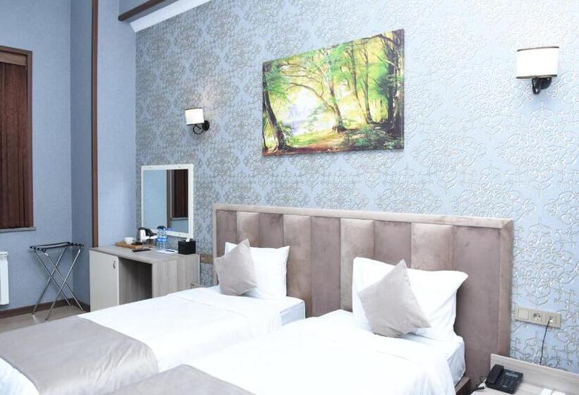 هتل Naxçıvan Palace