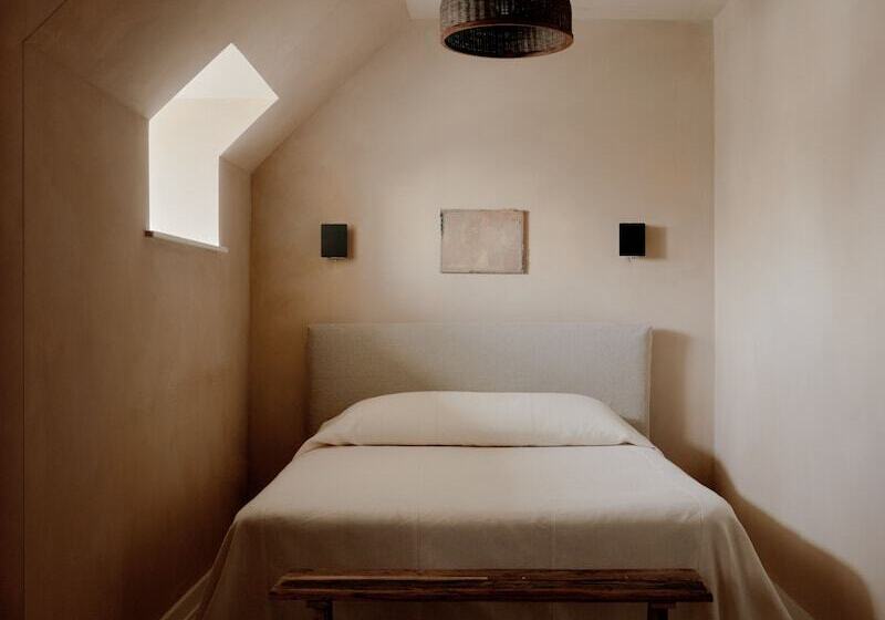 酒店 The James Bradley