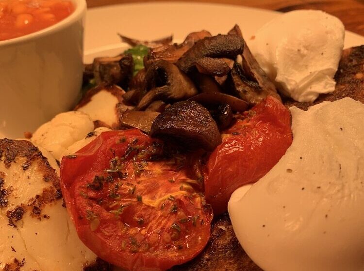 בית מלון כפרי The Six Bells