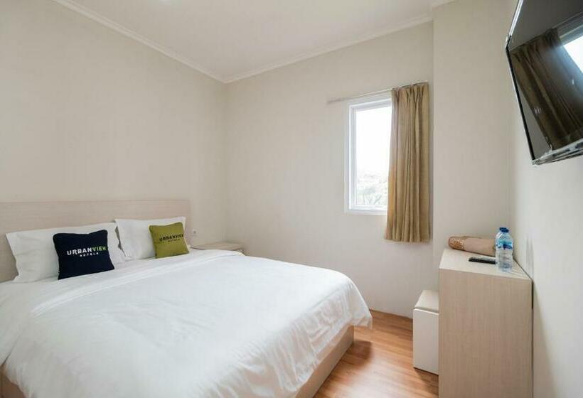 Urbanview Hotel Syariah Dj Gading Serpong