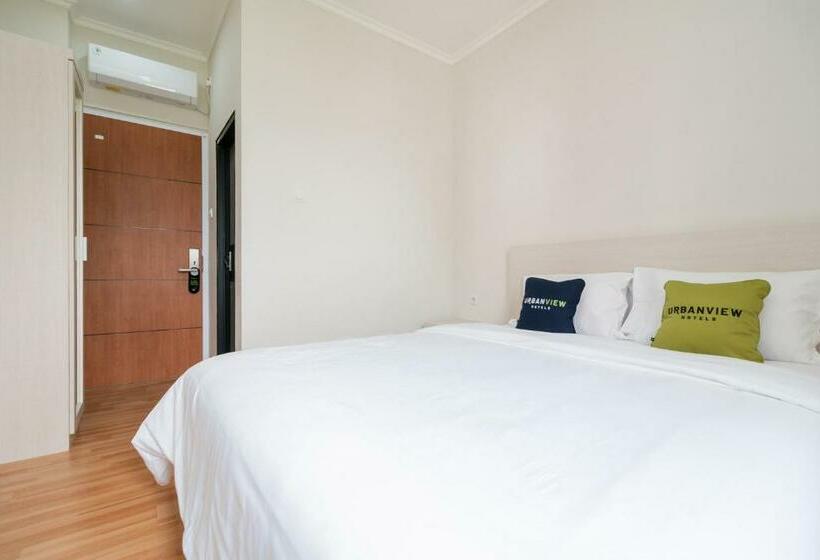 Urbanview Hotel Syariah Dj Gading Serpong