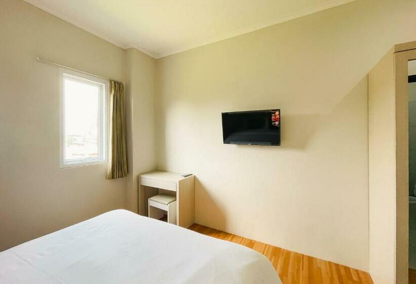 Urbanview Hotel Syariah Dj Gading Serpong