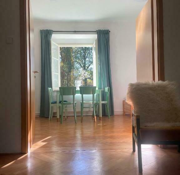 בית מלון כפרי Zámek Nečtiny