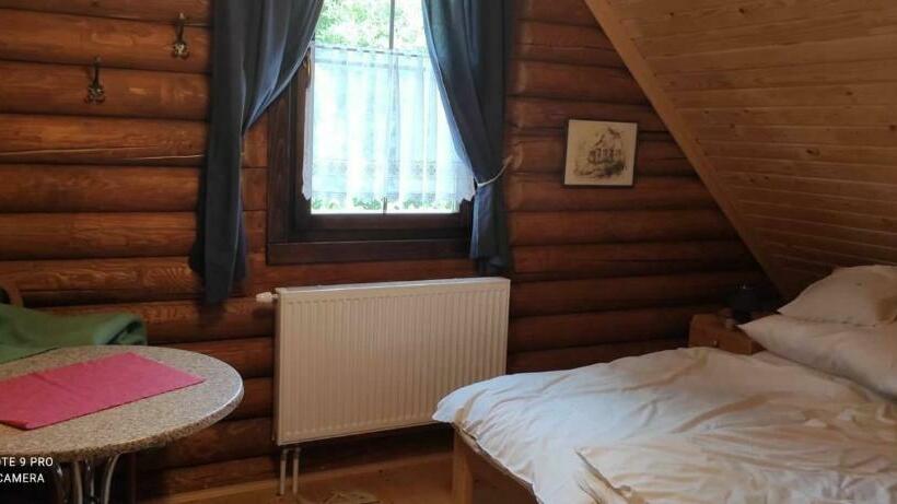 ペンション Dom árgyélus   árgyélus Ház   Fesztypark