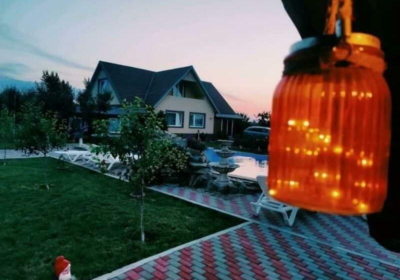 بنسيون La Cabană Girov