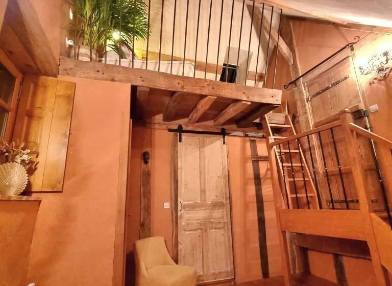 펜션 La Grange Des Bruyères