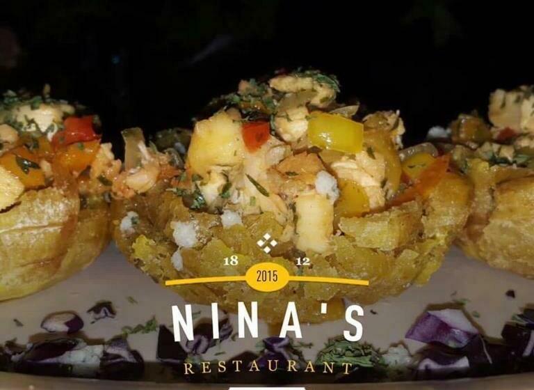 ペンション Naniqui Cottage   Only Adults  Parking Golf Car Only