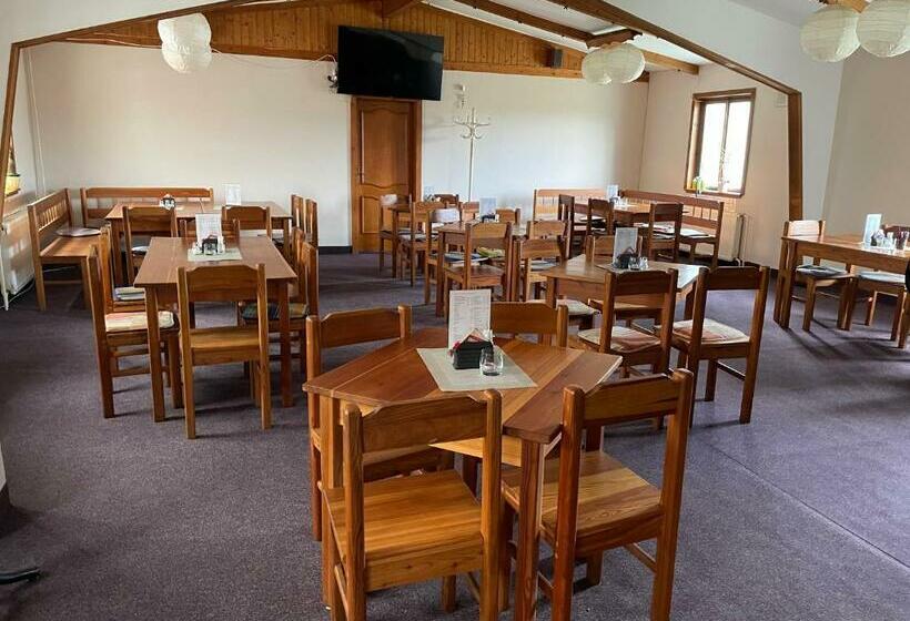 פנסיון Penzion Na Srubech