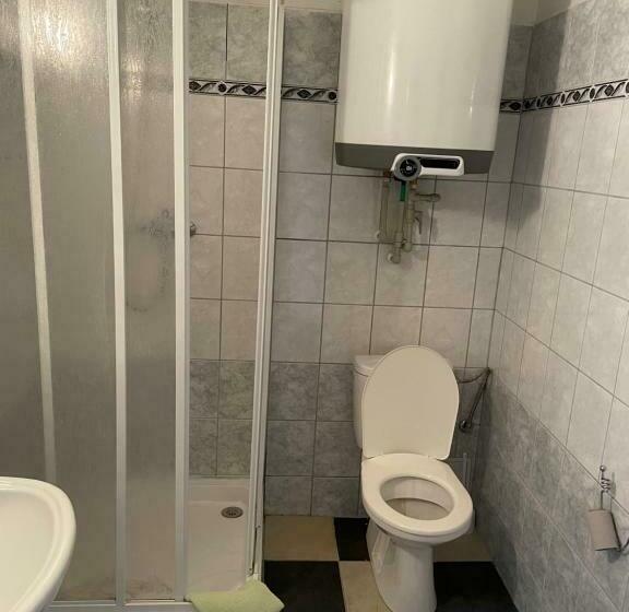 פנסיון Penzion Na Srubech