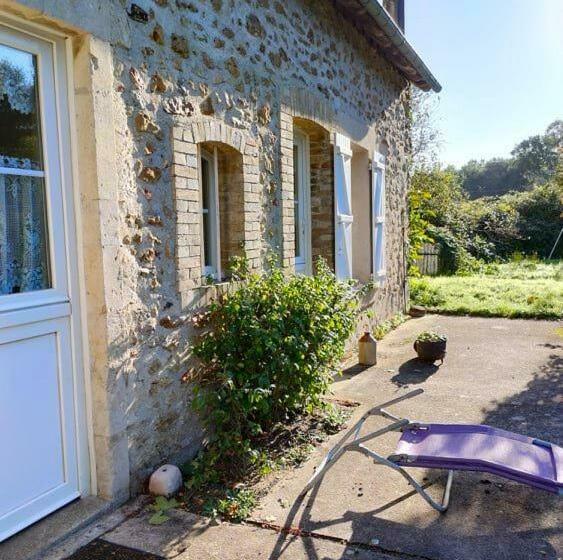 ペンション Rêves De Gamins, Chambre De Droite, 4 Couchages Dans Gîte De Campagne La Camusière, Proche Du Pôle E