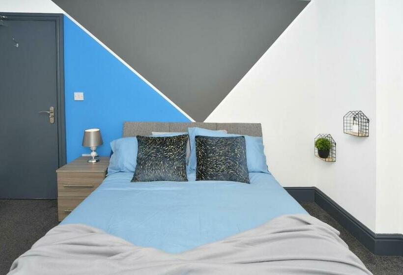 ペンション Townhouse @ Chiltern Place Newcastle Under Lyme