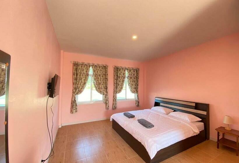 הוסטל โรงแรมบ้านสวนวินเทจ