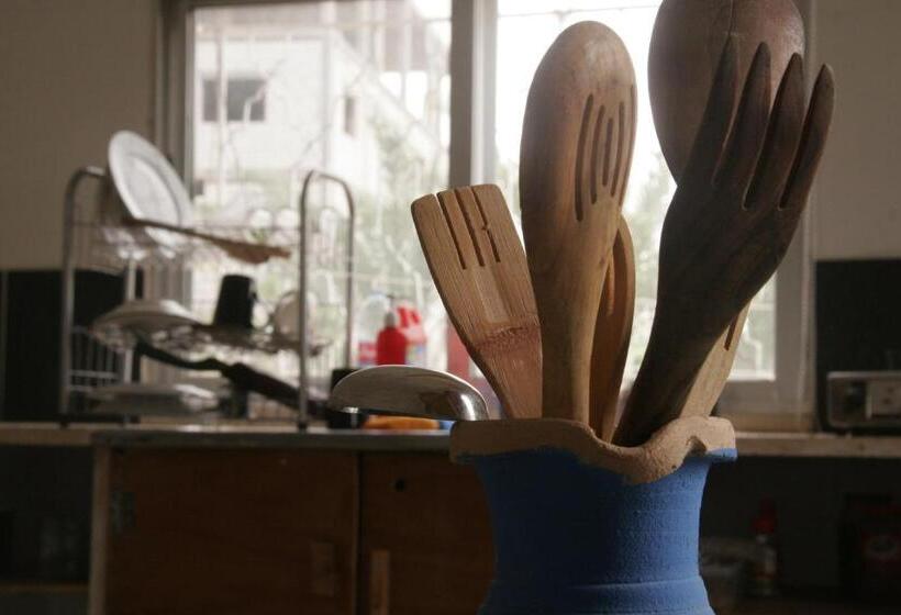 هاستل St.jadoor Inn