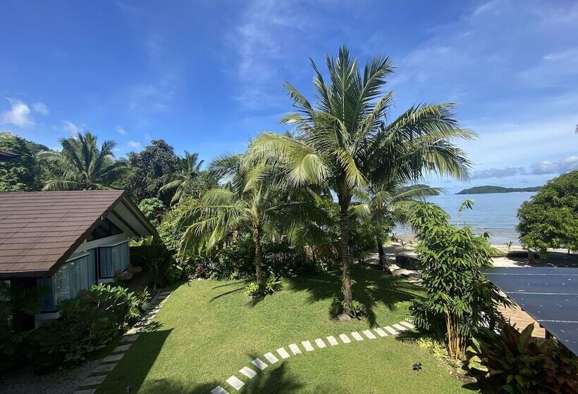 Amila Dive Beach Resort