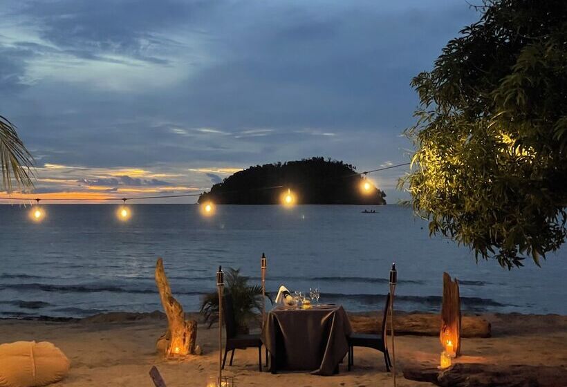 Amila Dive Beach Resort