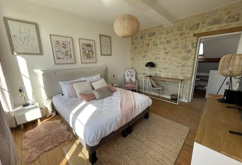 住宿加早餐  Aurefees