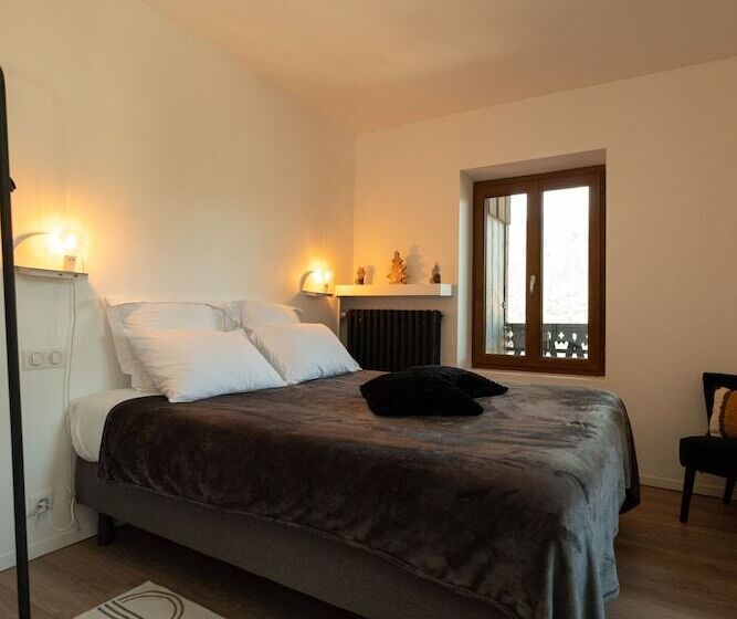 مبيت وإفطار Chalet Les Myrtilles