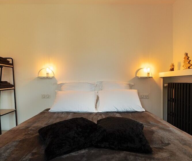 مبيت وإفطار Chalet Les Myrtilles