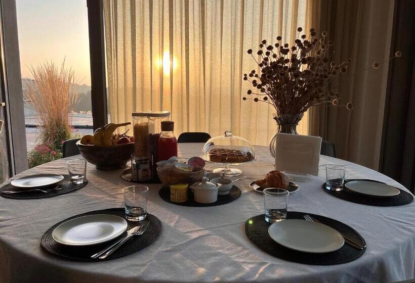 ベッドアンドブレックファースト Pecoranera