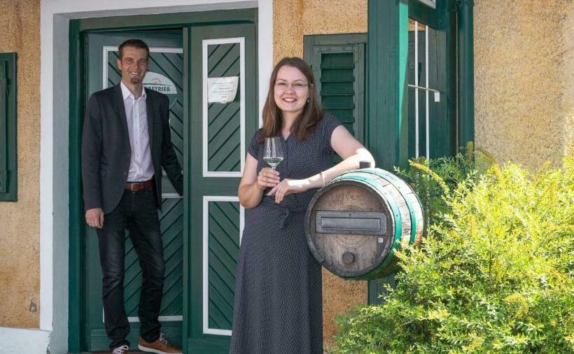 צימר Weinhof Reichmann